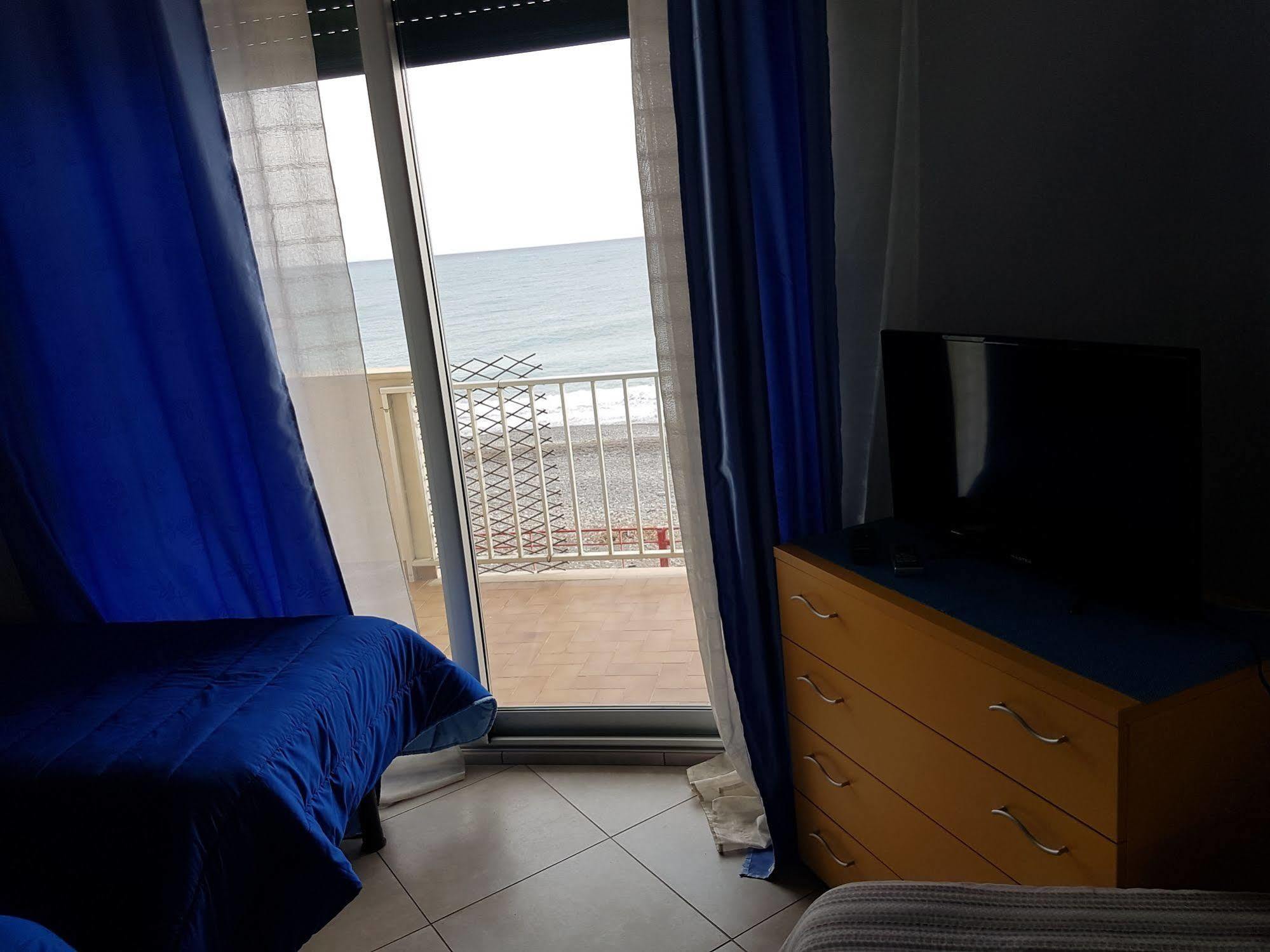 Hotel Piccolo Paradiso Bordighera Exterior photo